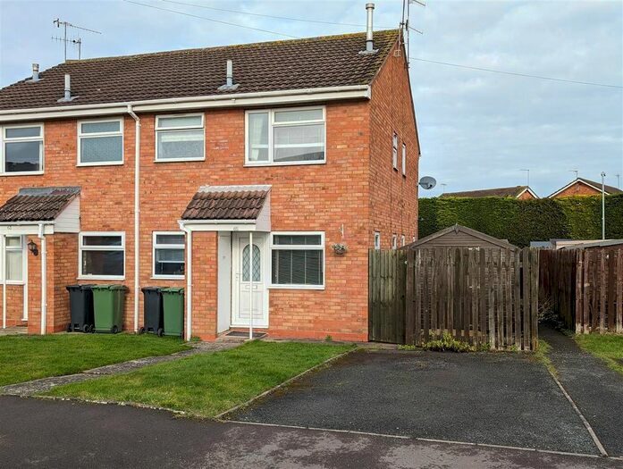 1 Bedroom Property To Rent In Henley Drive, Droitwich, WR9