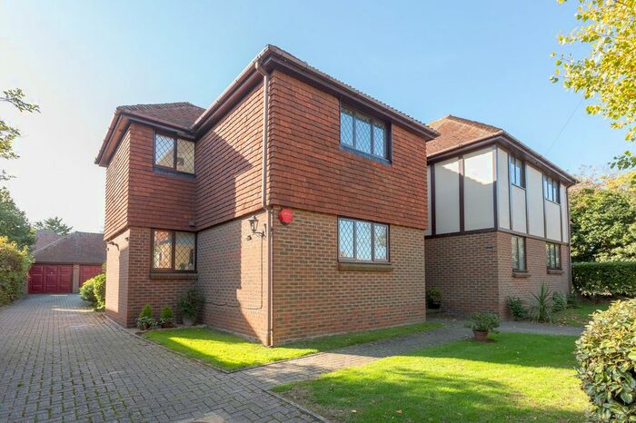 2 Bedroom Flat To Rent In Epple Bay Avenue, Bridger Court, CT7