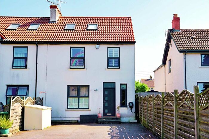 4 Bedroom End Of Terrace House For Sale In Chippenham Road, Marshfield, SN14