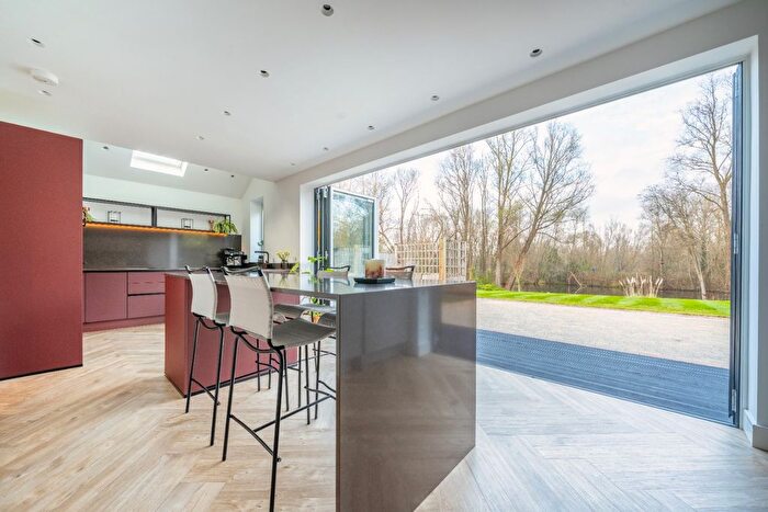 5 Bedroom Detached House For Sale In St. Nicholas Drive, Shepperton, Surrey, TW17