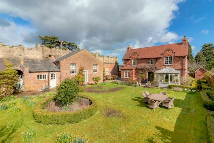 4 Bedroom Detached House For Sale In Allerton Park, Knaresborough, HG5