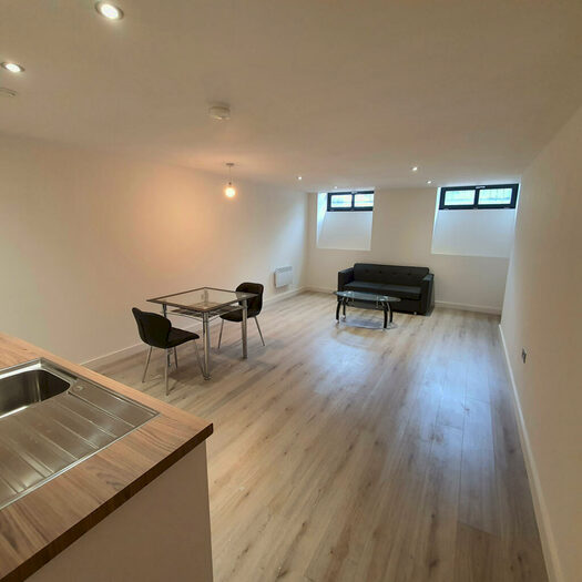 Apartment To Rent In Conditioning House, Cape Street, Bradford, Yorkshire, BD1