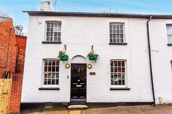 2 Bedroom Terraced House To Rent In Greys Road, Henley-on-Thames, Oxfordshire, RG9