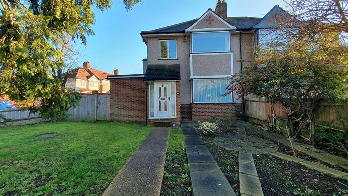3 Bedroom Semi-Detached House To Rent In Mandeville Road, Northolt UB5