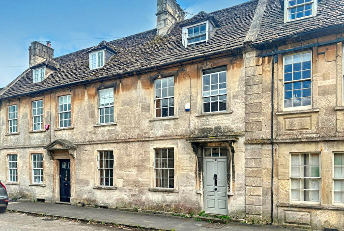 4 Bedroom Town House For Sale In High Street, SN14