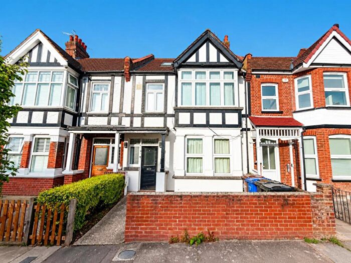 1 Bedroom Flat To Rent In Devonshire Road, Harrow, HA1