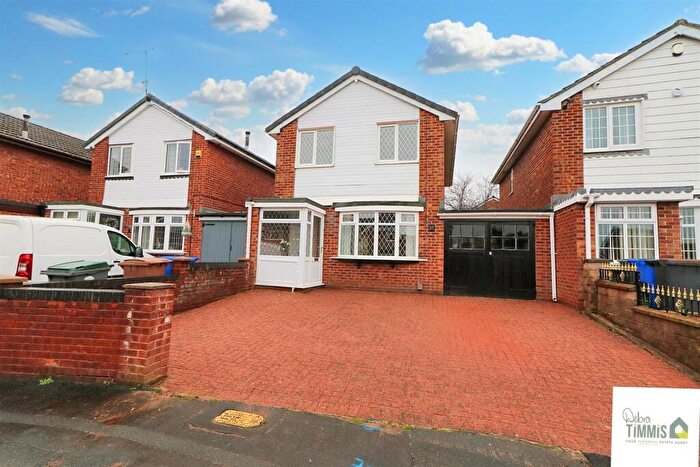 3 Bedroom Link Detached House For Sale In Shemilt Crescent, Bradeley, Stoke-On-Trent, ST6
