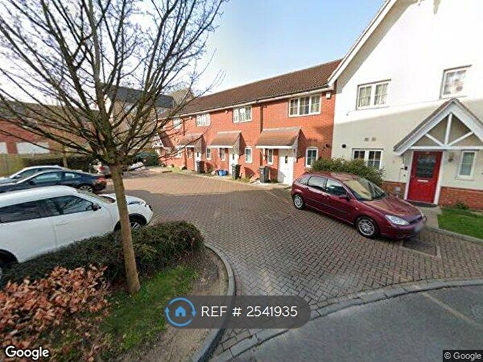 2 Bedroom Terraced House To Rent In Ilford, Ilford, IG3