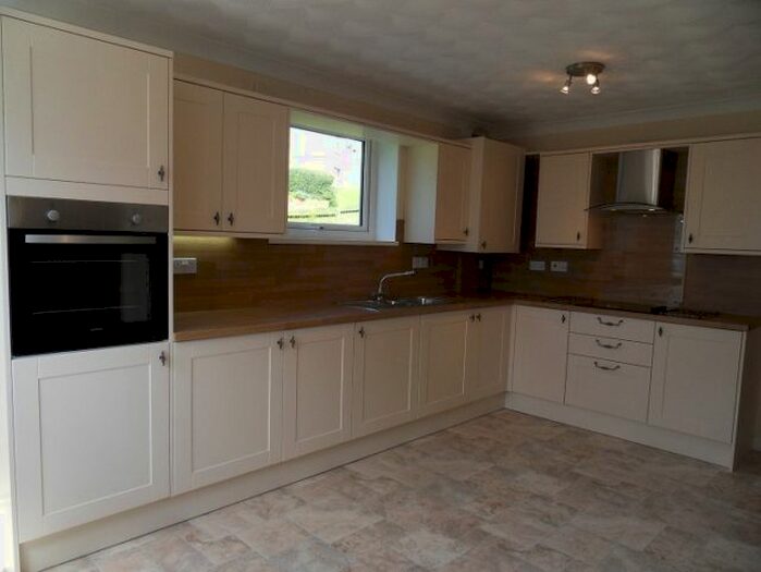 2 Bedroom Flat To Rent In Hendrefoilan Court, Hendrefoilan Road, Tycoch, Swansea, SA2