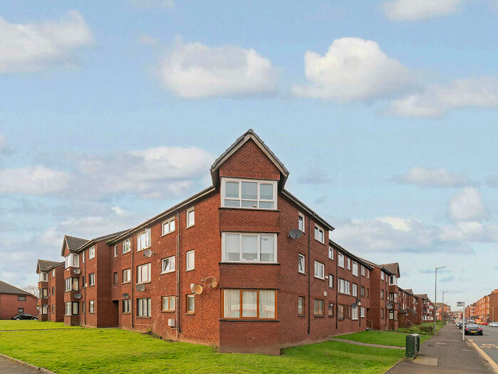 2 Bedroom Apartment To Rent In A Main Street, Bridgeton, Glasgow, G40