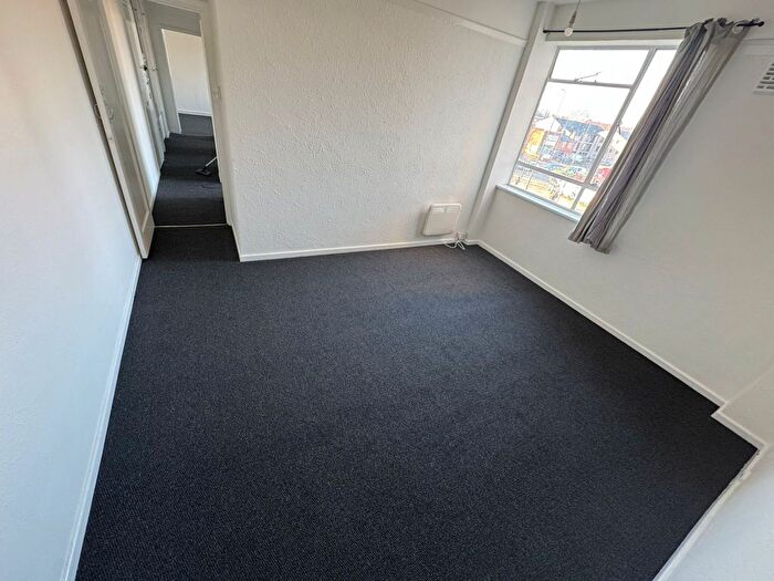 2 Bedroom Flat To Rent In Christchurch Road, London, SW2