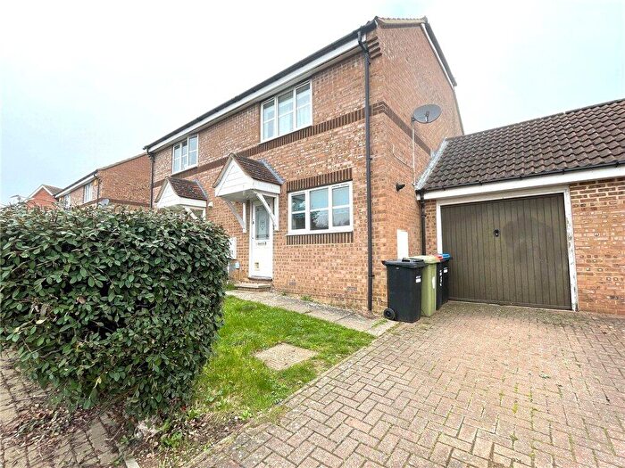 3 Bedroom Semi Detached House For Sale In Plymouth Grove, Tattenhoe, MK4