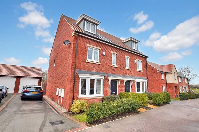 3 Bedroom Semi-Detached House For Sale In Buttercup Lane, Shepshed, LE12