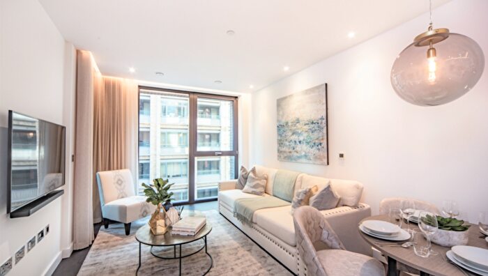 2 Bedroom Flat To Rent In Charles Clowes Walk, London, SW11