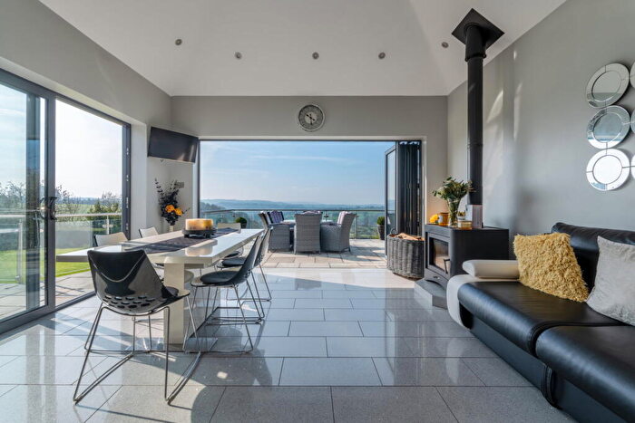 3 Bedroom Detached Bungalow For Sale In Woollard Lane, Bristol, BS14