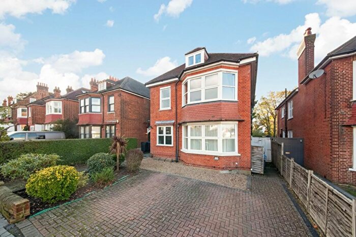 2 Bedroom Apartment To Rent In Northampton Road, Croydon, CR0