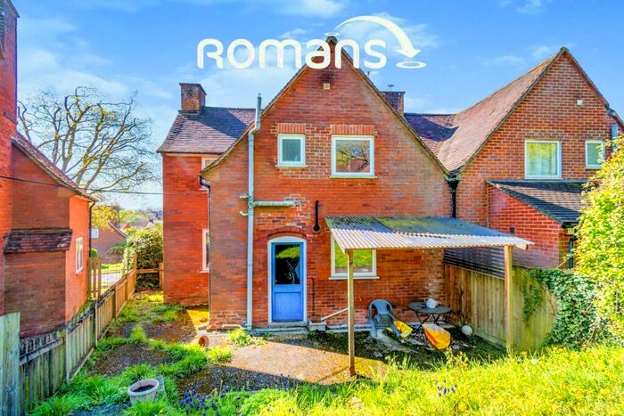 4 Bedroom Semi-Detached House To Rent In Stanmore, Winchester, SO22