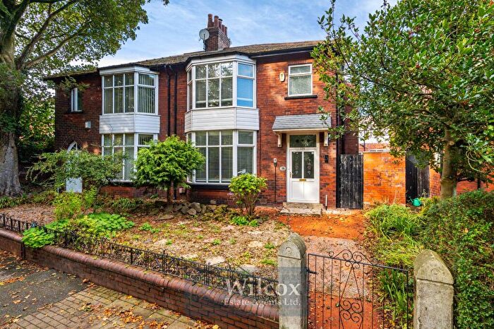 3 Bedroom Semi-Detached House For Sale In Church Road, Bolton, BL1