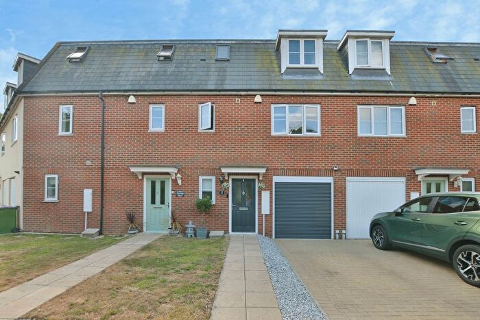 3 Bedroom Terraced House For Sale In Longshore Grove, New Romney, Kent, TN28