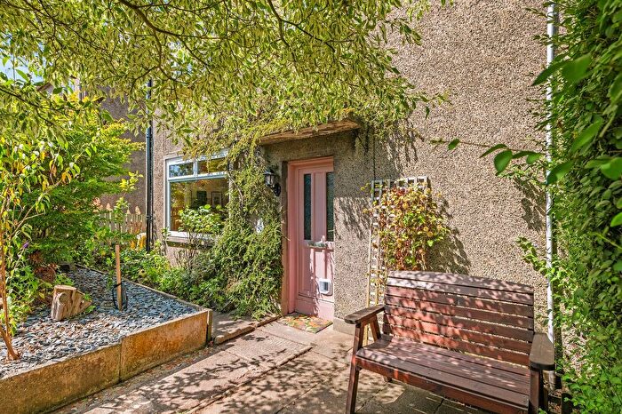 3 Bedroom Property For Sale In Braehead Road, Linlithgow, EH49