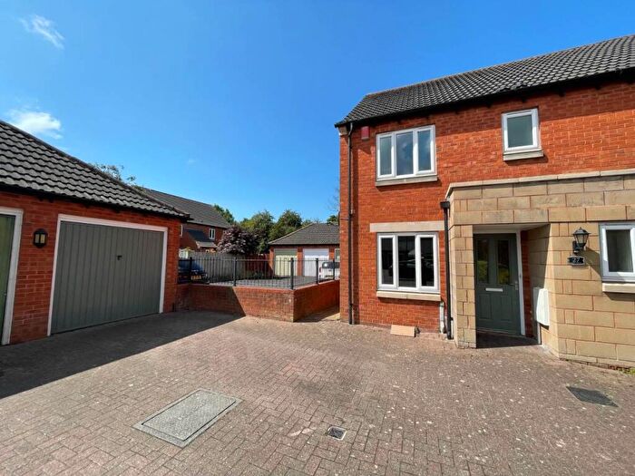 3 Bedroom House To Rent In Sloe Close, Locking Castle, Weston-super-Mare, BS22