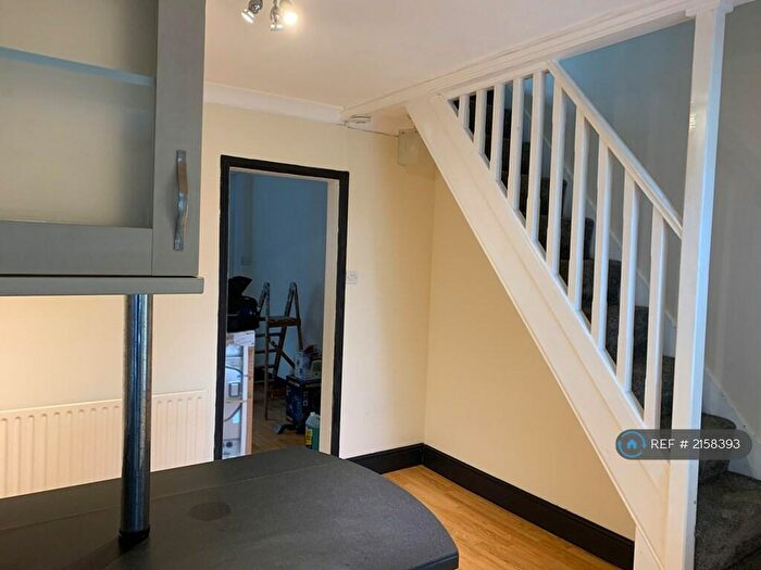 2 Bedroom Terraced House To Rent In Linden Terrace, Gainsborough, DN21