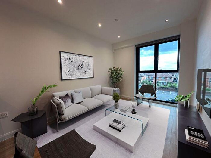 1 Bedroom Flat To Rent In Chesterfield House, Bath Road, Slough, SL1