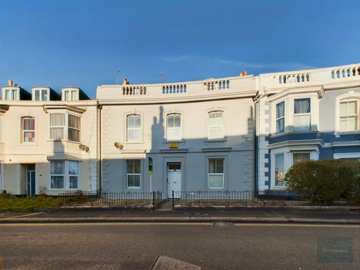 1 Bedroom Flat To Rent In Hill Park Crescent, Mutley, PL4