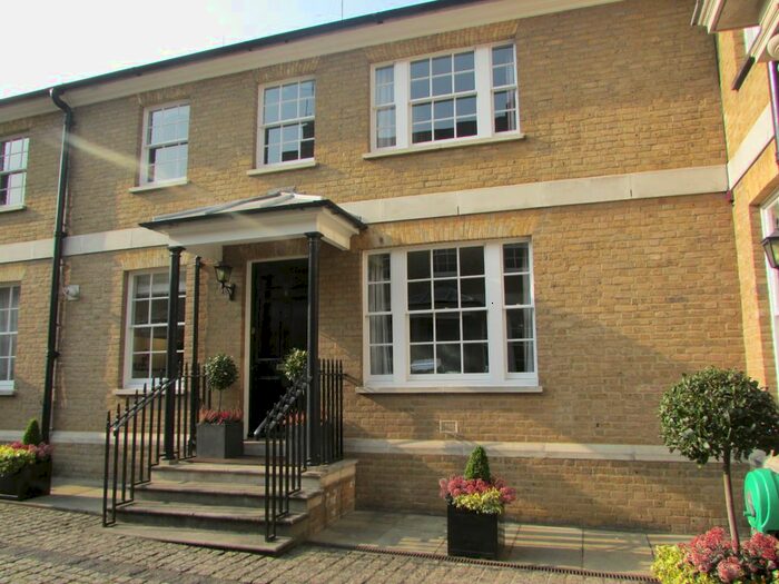 2 Bedroom Property To Rent In Tarrant Place, London, W1H