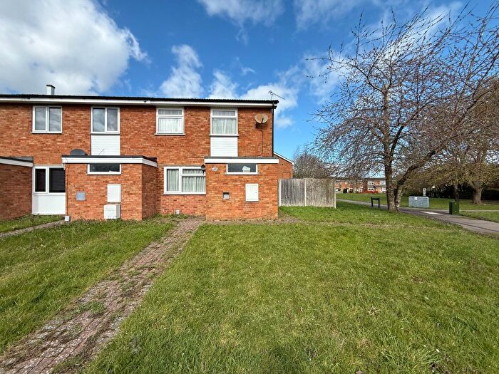 2 Bedroom End Terrace House For Sale In Fenwick Road, Houghton Regis, LU5