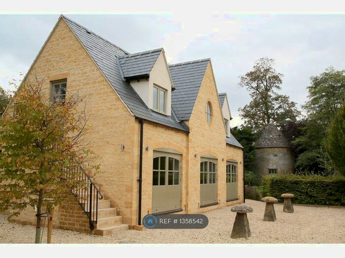 2 Bedroom Detached House To Rent In High Street, Cheltenham, GL54