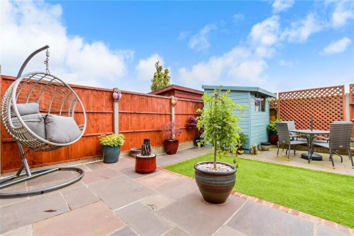 3 Bedroom Semi-Detached House For Sale In Harden Road, Lydd, Romney Marsh, Kent, TN29