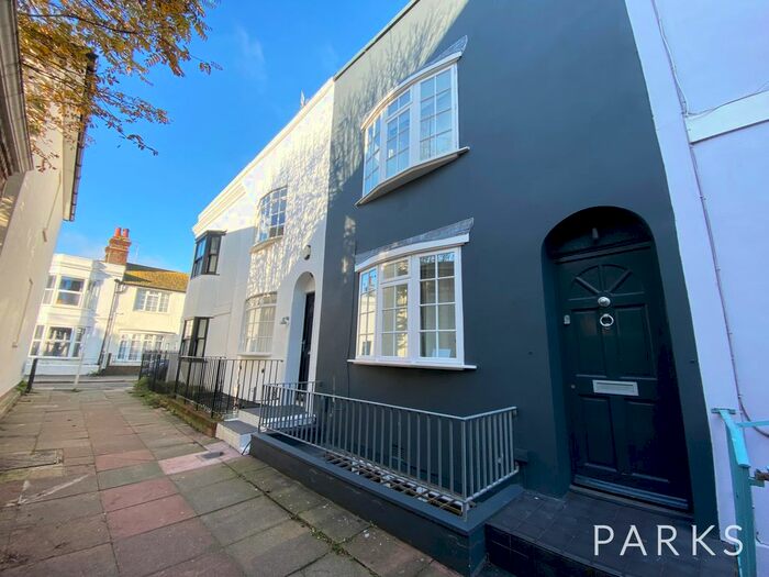 3 Bedroom Terraced House To Rent In Blenheim Place, Brighton, BN1