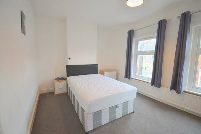 4 Bedroom House To Rent In Euston Road, Far Cotton, Northampton, NN4
