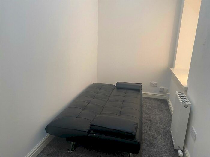 2 Bedroom Bungalow To Rent In Kirk Road, Wishaw, ML2
