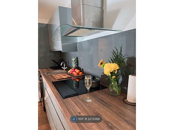 2 Bedroom Bungalow To Rent In Gillingham, Gillingham, ME7