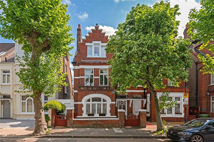 6 Bedroom Semi-Detached House To Rent In Ranelagh Avenue, London, SW6