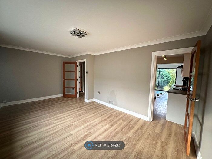 3 Bedroom Semi-Detached House To Rent In Rickyard, Guildford, GU2