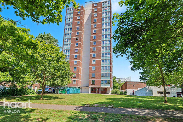 1 Bedroom Flat For Sale In Willowfield, Harlow, CM18