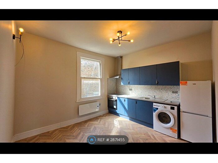 2 Bedroom Flat To Rent In Junction Road, London, N19