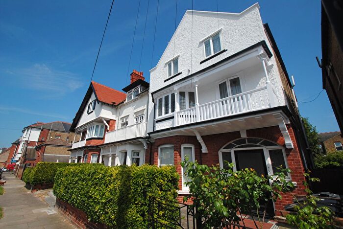 2 Bedroom Flat To Rent In Crawford Gardens, Cliftonville, Margate, CT9