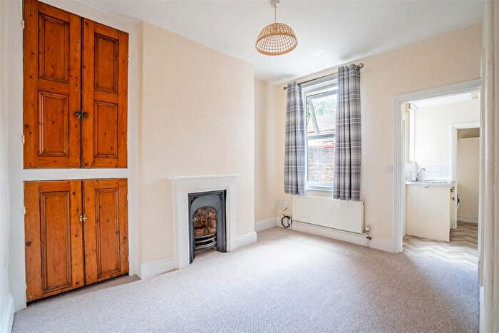 2 Bedroom Terraced House To Rent In Amber Street, York, YO31