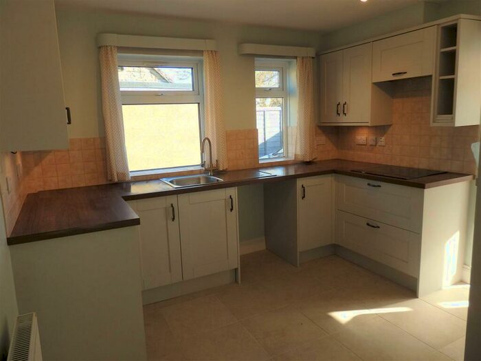 3 Bedroom Detached Bungalow To Rent In Letch Hill Drive, Bourton-on-the-Water, GL54