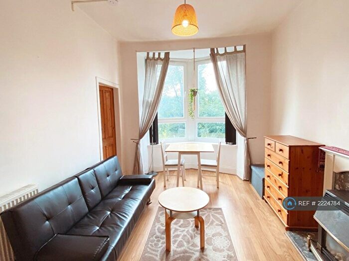 1 Bedroom Flat To Rent In Blythswood Drive, Paisley, PA3