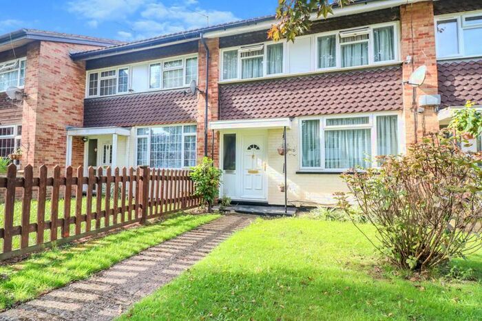 3 Bedroom Terraced House To Rent In Parlaunt Road, Langley, Slough, SL3