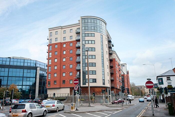 2 Bedroom Flat To Rent In , Watlington Street, Reading, RG1