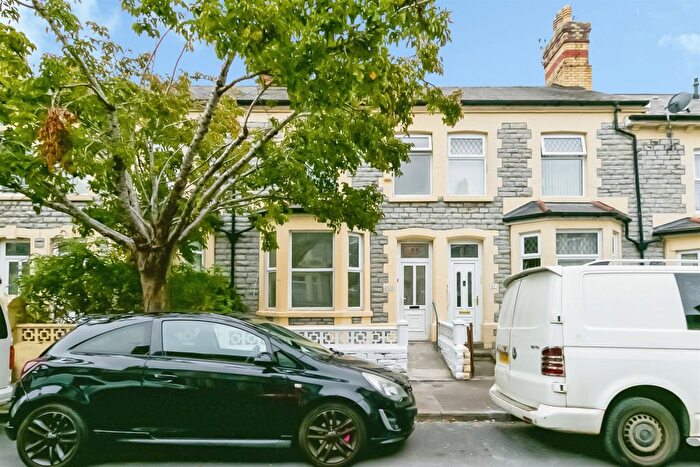 3 Bedroom Terraced House For Sale In St. Marys Avenue, Barry, CF63