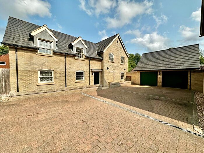 4 Bedroom Detached House To Rent In Ascot Close, Exning, CB8
