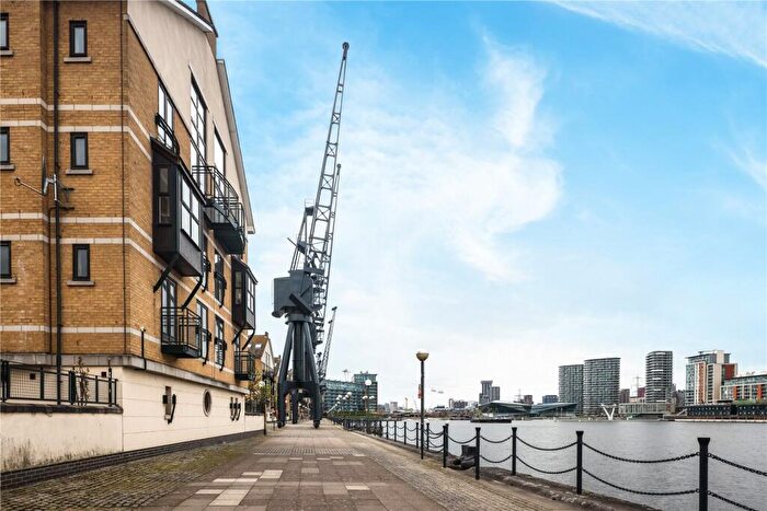 2 Bedroom Flat To Rent In Boleyn House, Southey Mews, London, E16