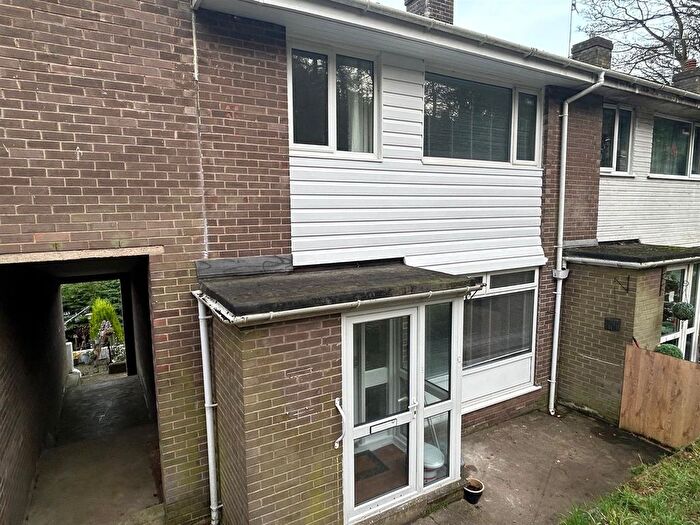 3 Bedroom Terraced House To Rent In Parkfield Close, Scarborough, YO12